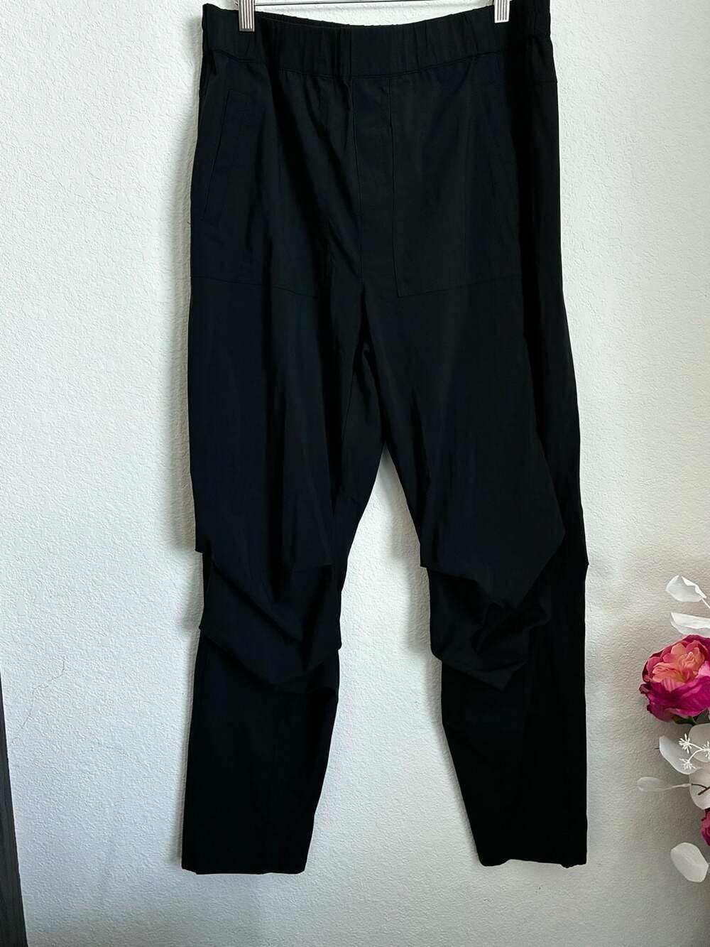 Ruti Black Elastic Waist Pull-On Pants Size 4